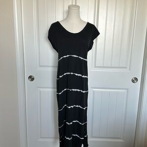Navy maxi